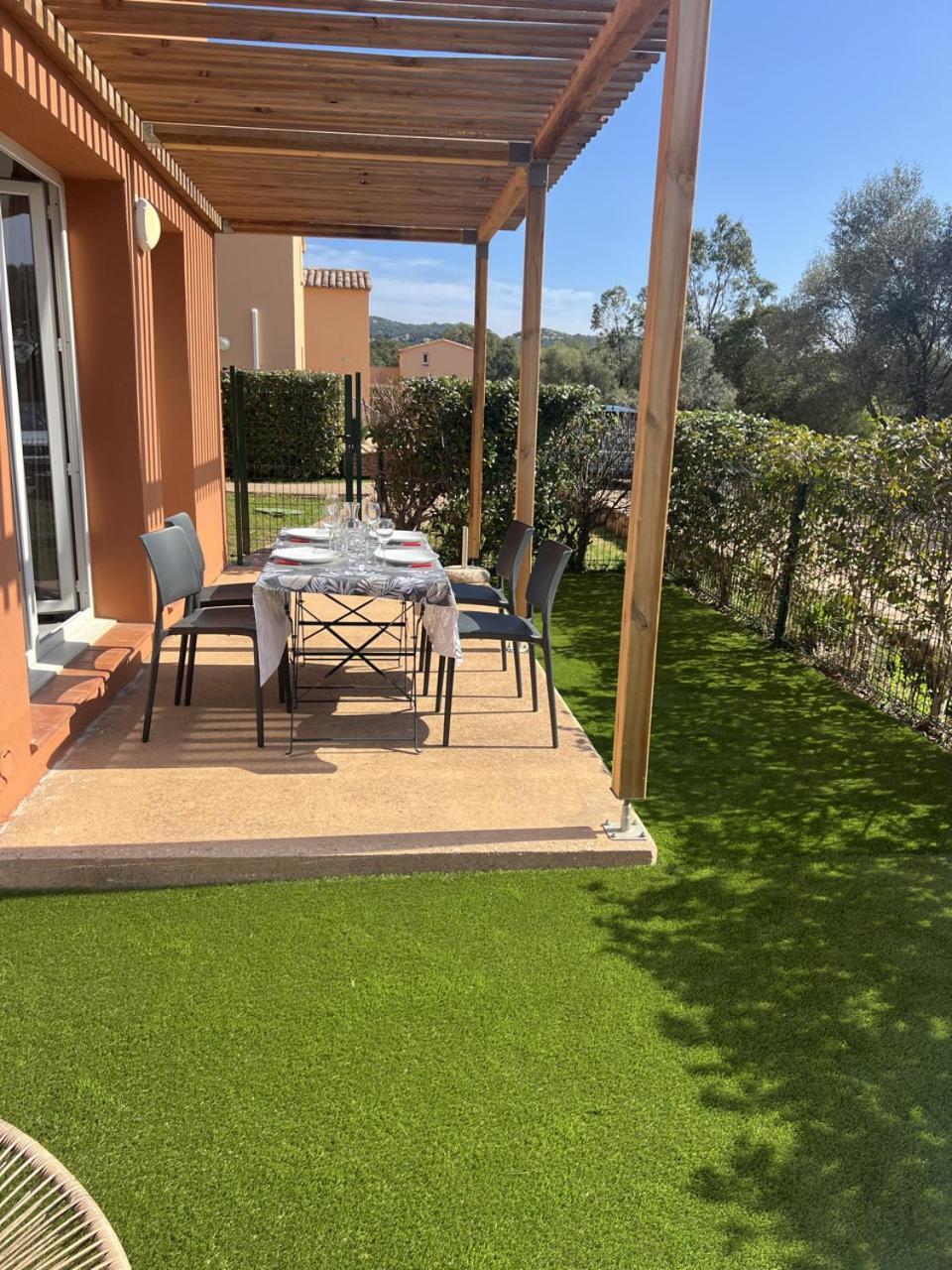 Mini Villa 4-6 Pers. Les Hameaux De Saint Cyprien Lecci Eksteriør billede